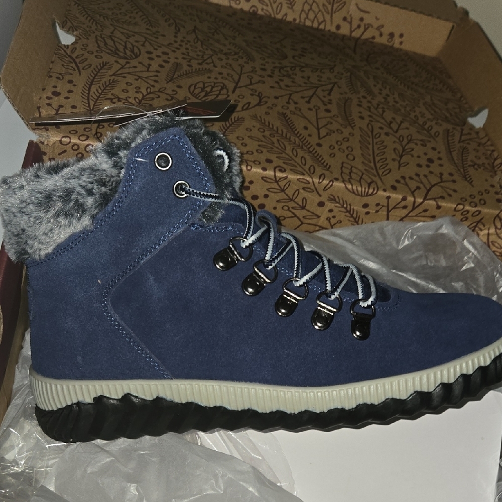 Muk Luks Navy Women's Boots with Fur Trim - Picture 2 of 4